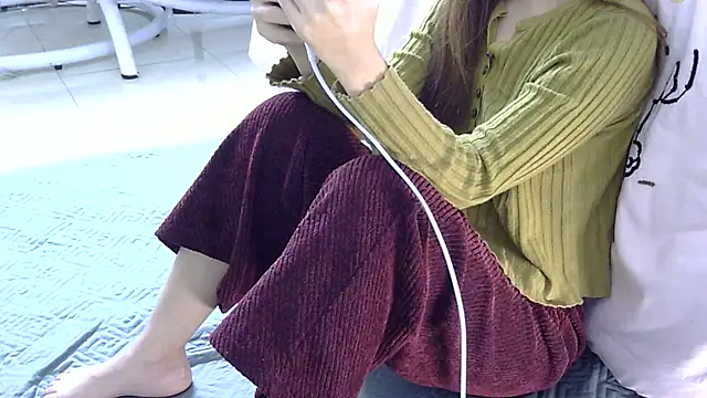 Snapshot of PinkCoi888 chatting on December 2, 1:50 am PinkCoi888 online show from December 2, 1:50 am