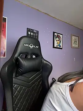 charlotte stevenss  online show from May 9, 2:31 pm