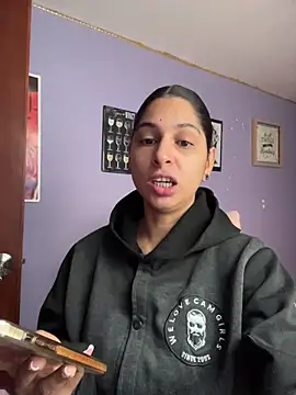 charlotte stevenss  online show from March 11, 3:17 pm