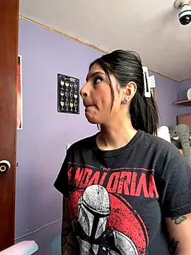 charlotte stevenss  online show from November 11, 3:40 pm