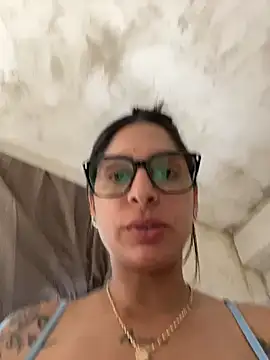 charlotte stevenss  online show from April 7, 7:15 pm