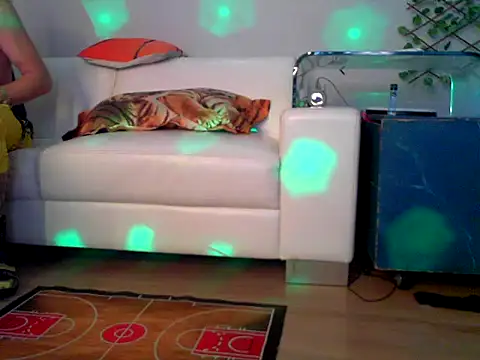 OSIRlS online show from February 21, 4:53 pm