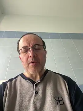 Snapshot of Maxi7hot chatting on February 7, 7:38 am Maxi7hot online show from February 7, 7:38 am