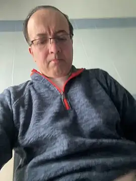 Snapshot of Maxi7hot chatting on February 3, 1:27 pm Maxi7hot online show from February 3, 1:27 pm