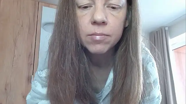 Snapshot of Popppka chatting on February 13, 11:06 am Popppka online show from February 13, 11:06 am