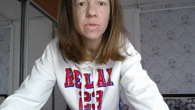 Snapshot of Popppka chatting on October 25, 11:42 am Popppka online show from October 25, 11:42 am