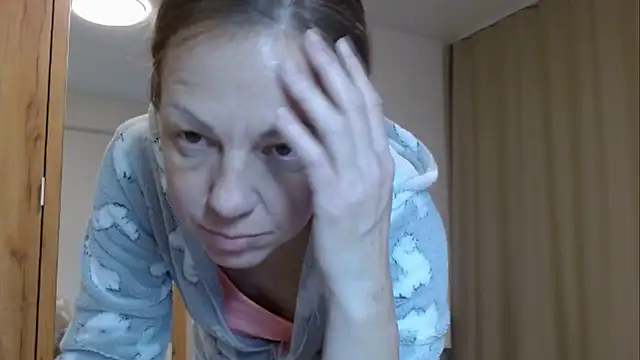 Snapshot of Popppka chatting on January 29, 6:17 pm Popppka online show from January 29, 6:17 pm