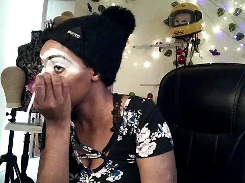 Anaconda2350 online show from April 13, 2:32 pm