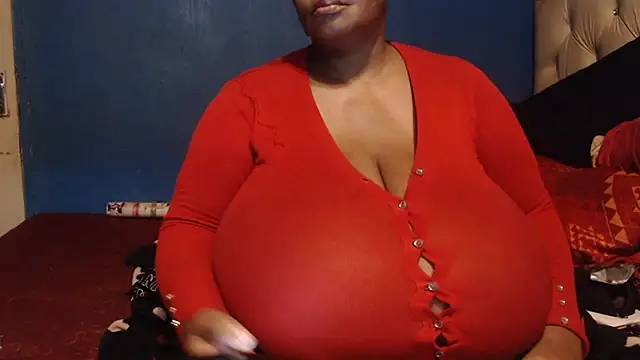 Snapshot of CUTEFIRMMELONSS chatting on February 22, 2:39 am CUTEFIRMMELONSS online show from February 22, 2:39 am