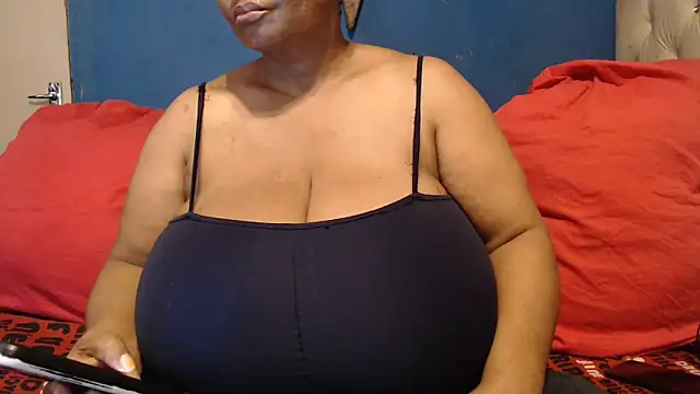 Snapshot of CUTEFIRMMELONSS chatting on October 28, 10:58 am CUTEFIRMMELONSS online show from October 28, 10:58 am