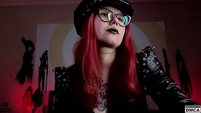 Snapshot of Amanita__Pantherina chatting on February 25, 4:35 pm Amanita Pantherina online show from February 25, 4:35 pm