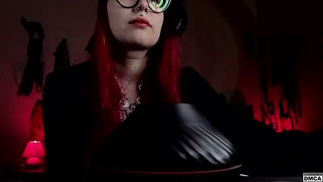 Snapshot of Amanita__Pantherina chatting on September 17, 9:00 am Amanita Pantherina online show from September 17, 9:00 am