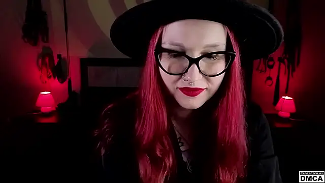 Snapshot of Amanita__Pantherina chatting on February 20, 9:44 am Amanita Pantherina online show from February 20, 9:44 am
