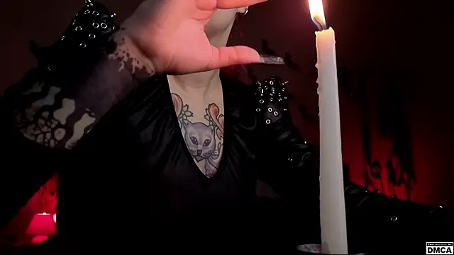 Snapshot of Amanita__Pantherina chatting on November 11, 12:00 pm Amanita Pantherina online show from November 11, 12:00 pm