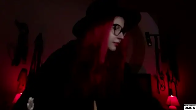 Snapshot of Amanita__Pantherina chatting on October 10, 6:47 am Amanita Pantherina online show from October 10, 6:47 am