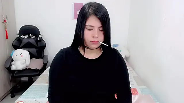 Snapshot of Youlittlepervertt_ chatting on March 7, 2:36 am Youlittlepervertt online show from March 7, 2:36 am