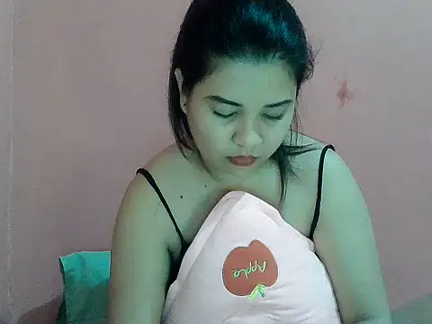 cutie jane2022 online show from May 31, 6:53 pm