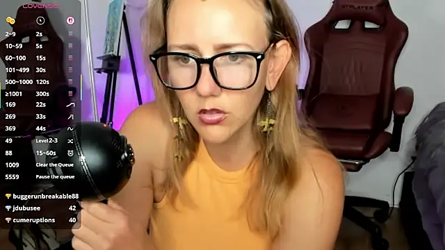 Snapshot of jasminedaze888 chatting on November 28, 10:21 pm jasminedaze888 online show from November 28, 10:21 pm