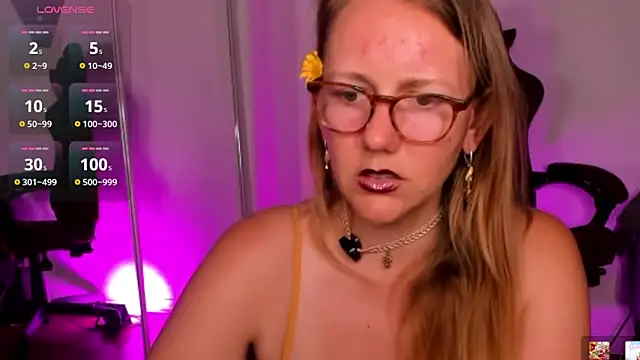 jasminedaze888 online show from April 12, 9:07 pm