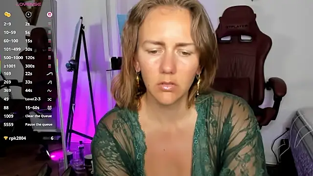 Snapshot of jasminedaze888 chatting on December 3, 10:09 pm jasminedaze888 online show from December 3, 10:09 pm