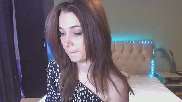 Carina E online show from May 13, 6:42 am