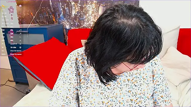 SquirtySlut online show from March 22, 4:26 pm