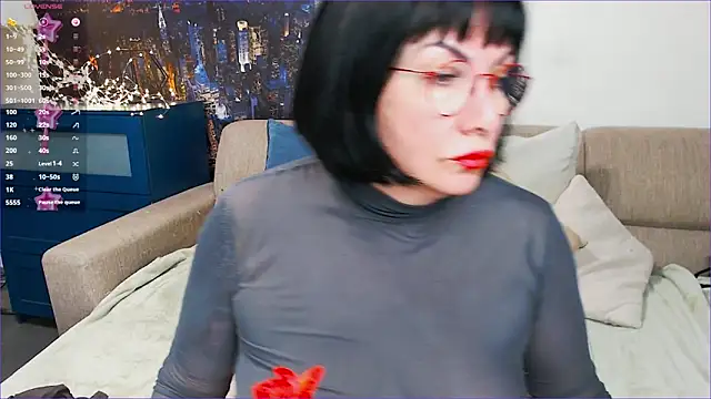 SquirtySlut online show from February 24, 7:55 am