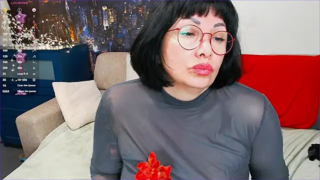 SquirtySlut online show from March 4, 9:07 am