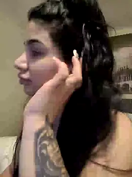 Snapshot of Samira30 chatting on January 28, 8:25 am Samira30 online show from January 28, 8:25 am