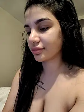 Snapshot of Samira30 chatting on February 7, 8:44 am Samira30 online show from February 7, 8:44 am