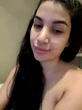 Snapshot of Samira30 chatting on February 2, 9:02 pm Samira30 online show from February 2, 9:02 pm