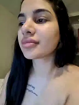 Snapshot of Samira30 chatting on February 13, 12:43 pm Samira30 online show from February 13, 12:43 pm