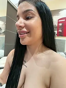 Samira30 online show from May 9, 7:50 pm