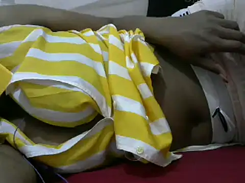 Snapshot of Pantyhosebien chatting on December 14, 12:55 am Pantyhosebien online show from December 14, 12:55 am