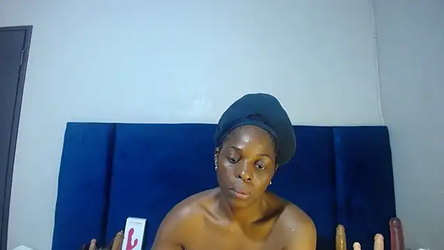 Shaniko89 online show from December 16, 7:23 am