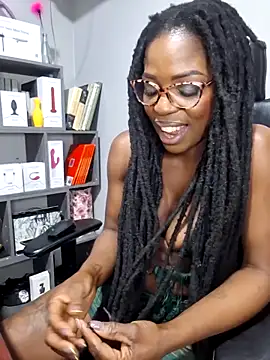 Snapshot of Shaniko89 chatting on March 23, 3:54 am Shaniko89 online show from March 23, 3:54 am