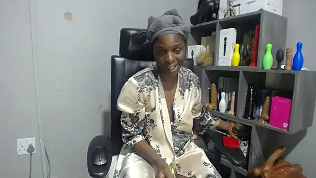 Shaniko89 online show from November 11, 4:51 am