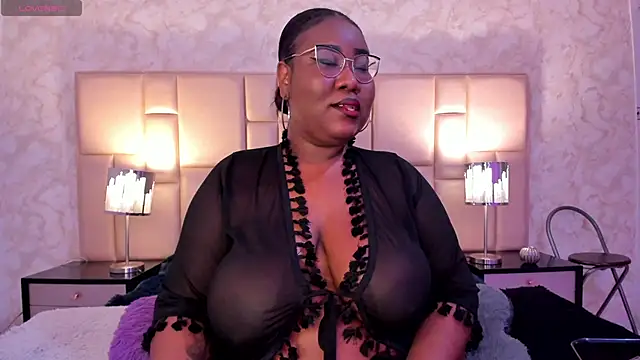 Darnellqueen online show from February 14, 4:58 am
