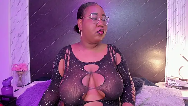 Darnellqueen online show from September 20, 1:10 am