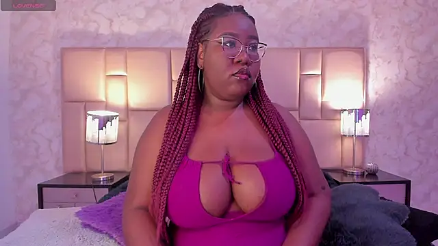 Darnellqueen online show from January 14, 4:04 am