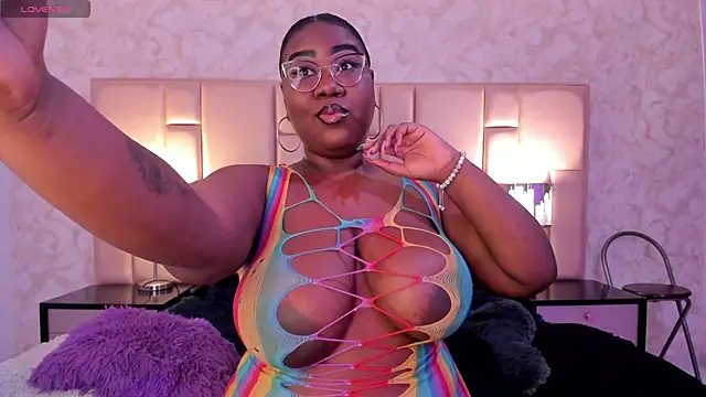 Darnellqueen online show from January 23, 4:30 am