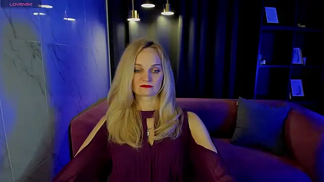 SaraSubtlety online show from September 16, 1:34 pm