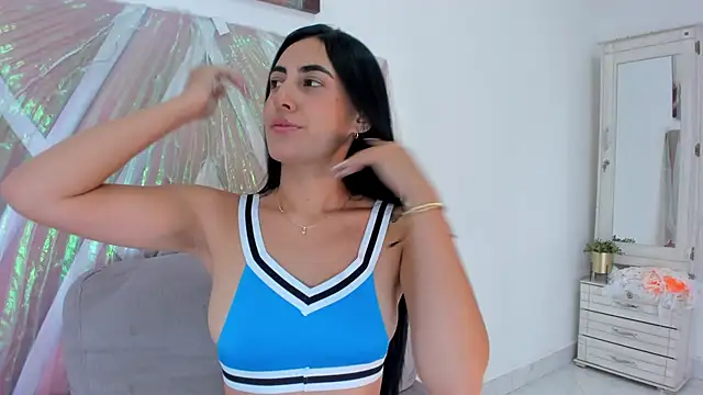 Snapshot of Helenn_monroy1 chatting on October 23, 12:04 pm Helenn monroy1 online show from October 23, 12:04 pm