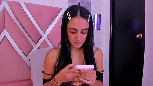 Helenn monroy1 online show from February 27, 7:24 pm