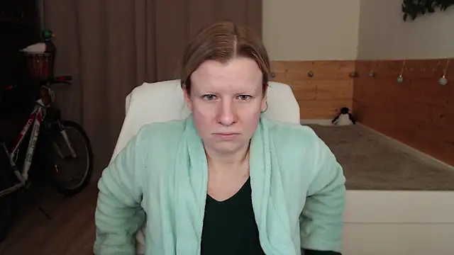 Exponent 5 online show from December 3, 5:28 pm