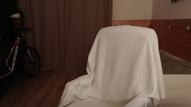 Exponent 5 online show from December 4, 6:33 pm