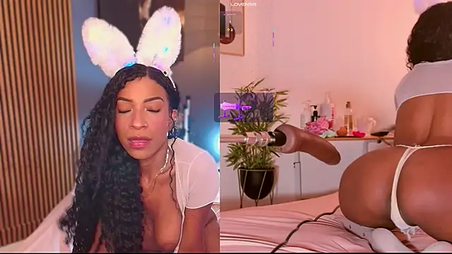 Ebony Skye online show from October 10, 1:45 pm