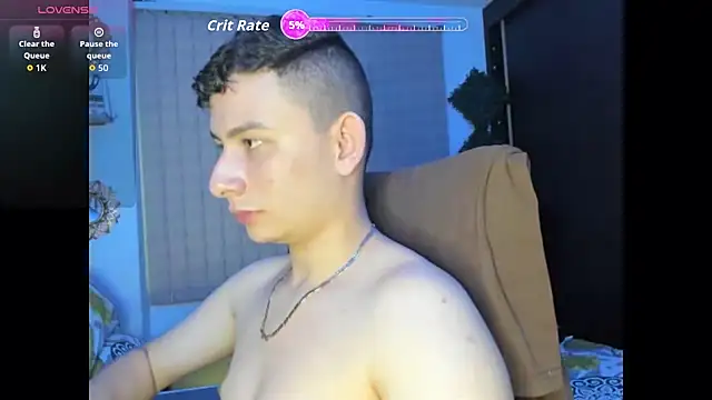 Snapshot of Christ_Miller3 chatting on November 9, 3:32 am Christ Miller3 online show from November 9, 3:32 am