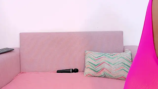 lara murphy online show from February 5, 11:33 pm