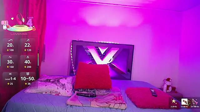 Miley Walker1 online show from February 7, 10:12 am